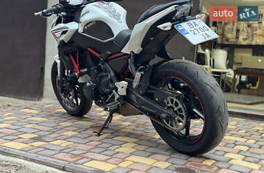 Мотоцикл Без обтекателей (Naked bike) Kawasaki Z 650 2022 в 