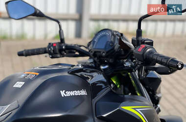 Мотоцикл Без обтекателей (Naked bike) Kawasaki Z 650 2018 в 