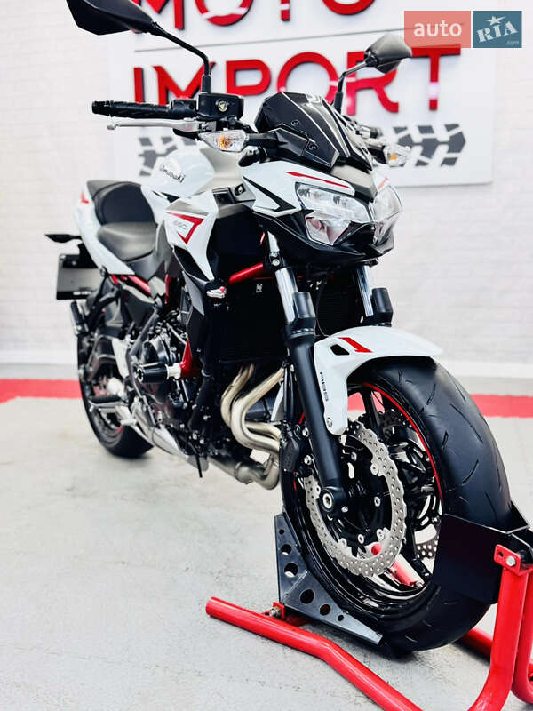 Спортбайк Kawasaki Z 650 2022 в Одессе