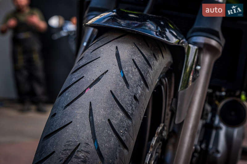 Мотоцикл Без обтекателей (Naked bike) Kawasaki Z 650 2018 в Киеве