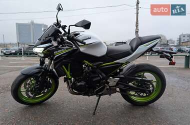 Мотоцикл Без обтекателей (Naked bike) Kawasaki Z 650 2021 в Киеве