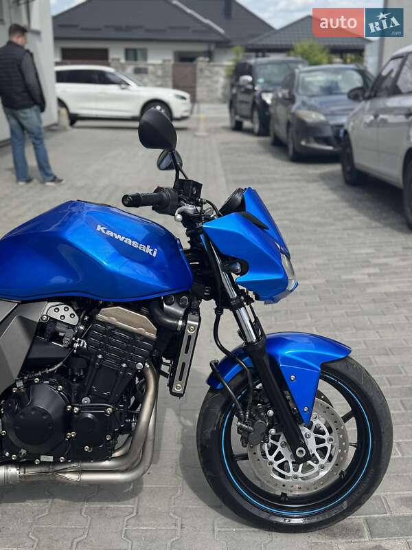 Мотоцикл Без обтекателей (Naked bike) Kawasaki Z 750 2005 в Ровно