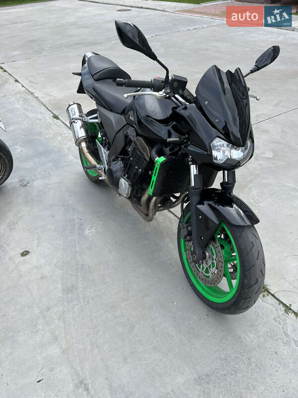 Мотоцикл Без обтекателей (Naked bike) Kawasaki Z 750 2004 в Носовке
