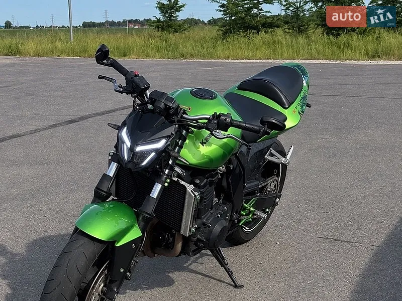 Kawasaki Z 750 2006