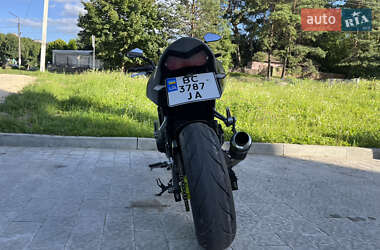 Спортбайк Kawasaki Z 750R 2004 в 
