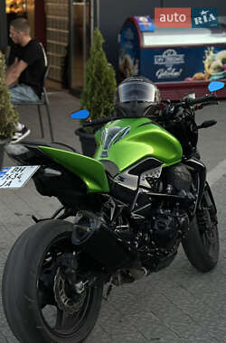 Мотоцикл Без обтекателей (Naked bike) Kawasaki Z 750R 2014 в 