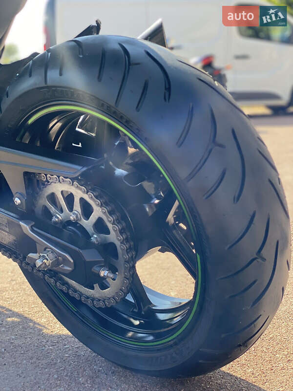 Мотоцикл Без обтекателей (Naked bike) Kawasaki Z 800 2013 в Сновске