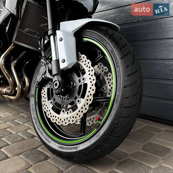 Мотоцикл Без обтекателей (Naked bike) Kawasaki Z 800 2012 в Белой Церкви