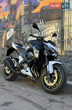 Мотоцикл Без обтекателей (Naked bike) Kawasaki Z 800 2013 в Киеве