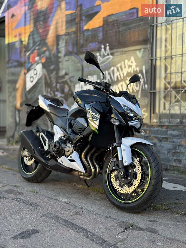 Kawasaki Z 800 2013