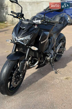Мотоцикл Без обтекателей (Naked bike) Kawasaki Z 800 2013 в 