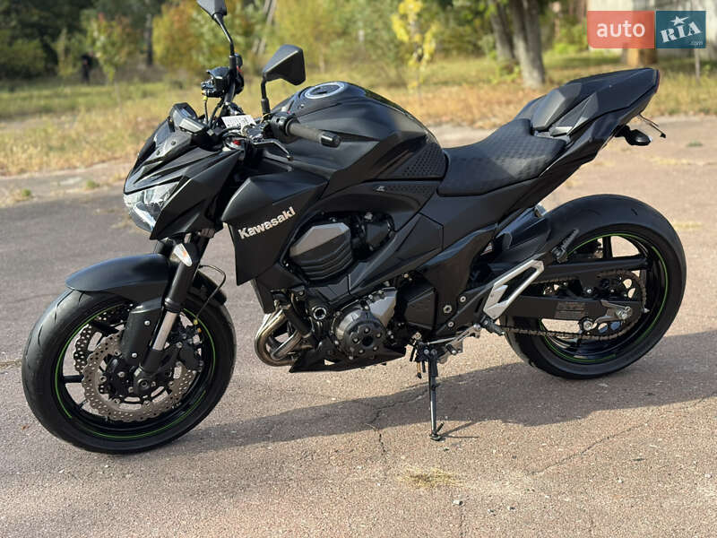 Мотоцикл Без обтекателей (Naked bike) Kawasaki Z 800 2013 в Сновске