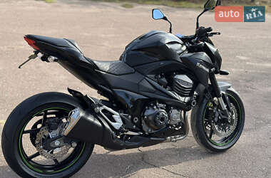 Мотоцикл Без обтекателей (Naked bike) Kawasaki Z 800 2013 в 