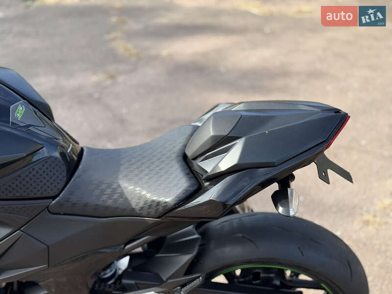 Мотоцикл Без обтекателей (Naked bike) Kawasaki Z 800 2013 в Сновске фото 12 Мотоцикл Без обтекателей (Naked bike) Kawasaki Z 800 2013 в Сновске