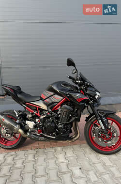 Мотоцикл Без обтекателей (Naked bike) Kawasaki Z900 2021 в Киеве