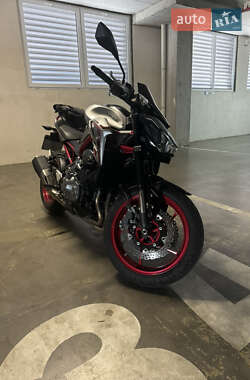 Мотоцикл Без обтекателей (Naked bike) Kawasaki Z900 2019 в Виннице