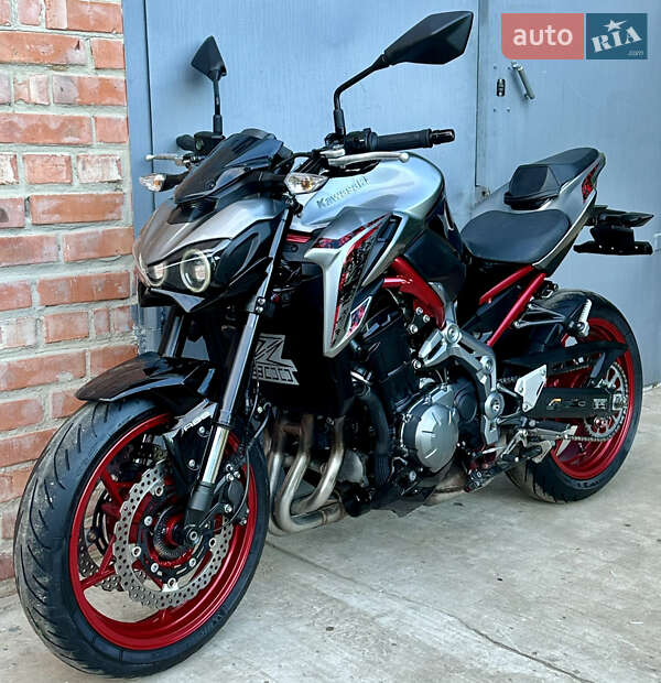 Kawasaki Z900 2019