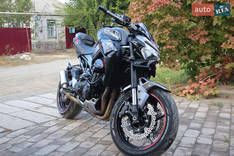 Мотоцикл Без обтікачів (Naked bike) Kawasaki Z900 2023 в П'ятихатках