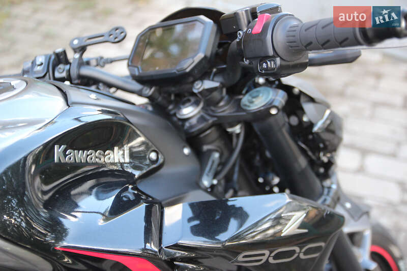 Мотоцикл Без обтікачів (Naked bike) Kawasaki Z900 2023 в П'ятихатках
