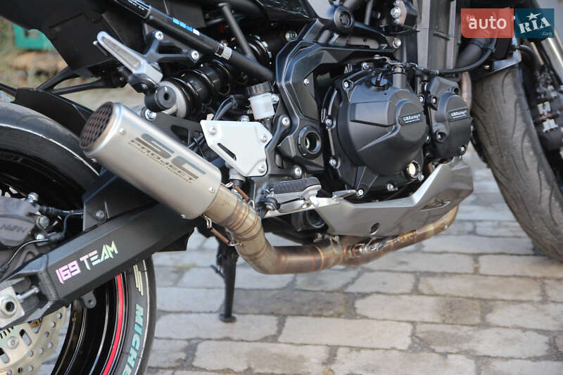 Мотоцикл Без обтікачів (Naked bike) Kawasaki Z900 2023 в П'ятихатках