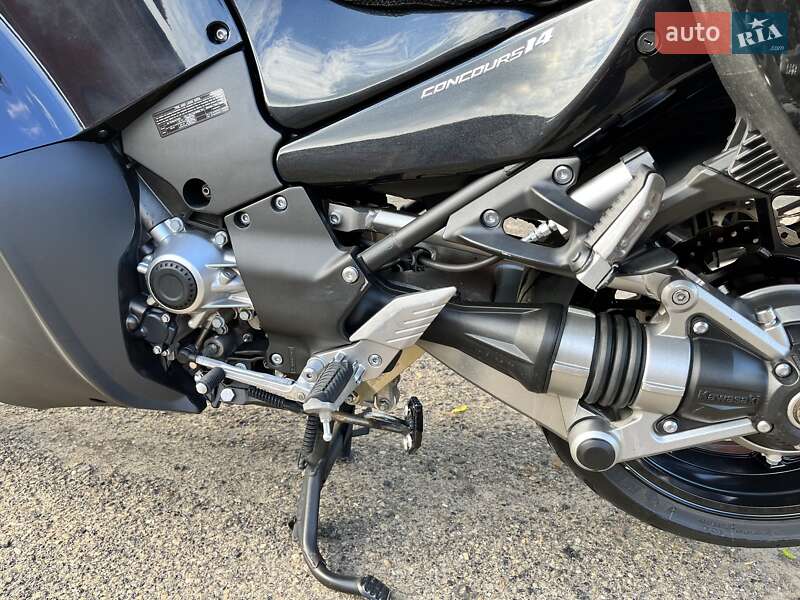 Мотоцикл Спорт-туризм Kawasaki ZG 1400 2015 в Львове фото 17 Мотоцикл Спорт-туризм Kawasaki ZG 1400 2015 в Львове