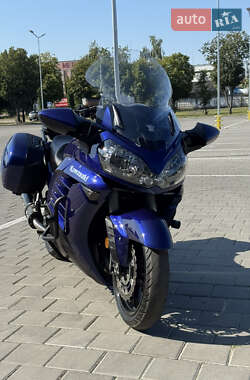 Мотоцикл Спорт-туризм Kawasaki ZG 1400 2012 в Черкассах