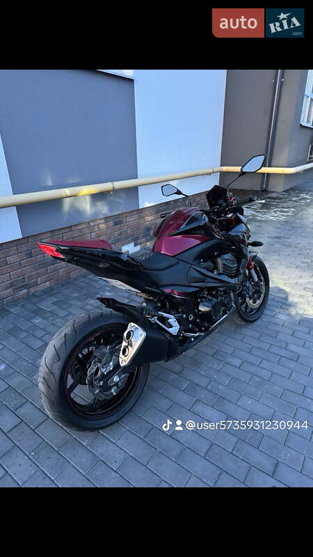 Спортбайк Kawasaki ZR 2016 в Киеве