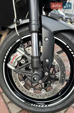 Мотоцикл Спорт-туризм Kawasaki ZR 2019 в 