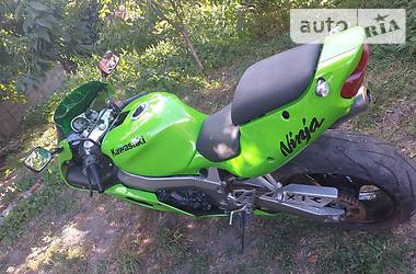 Спортбайк Kawasaki ZX 7R 2003 в Виннице