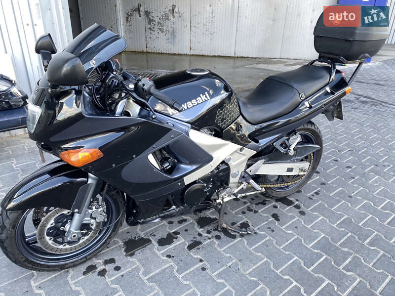 Мотоцикл Спорт-туризм Kawasaki ZZR 400 2000 в Тернополе