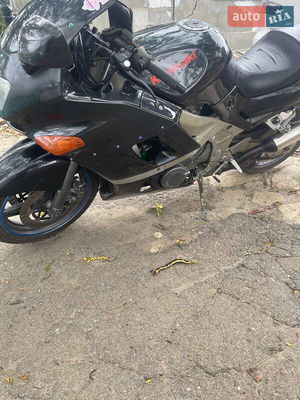 Мотоцикл Спорт-туризм Kawasaki ZZR 400 1999 в Иваново