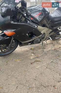 Мотоцикл Спорт-туризм Kawasaki ZZR 400 1999 в 