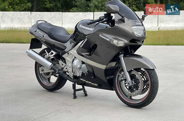 Мотоцикл Спорт-туризм Kawasaki ZZR 600 2000 в Луцьку