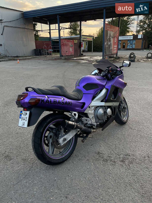 Спортбайк Kawasaki ZZR 600 1999 в Харькове фото 3 Спортбайк Kawasaki ZZR 600 1999 в Харькове