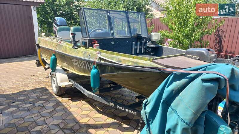 Катер Казанка 5М3 1991 в Носовке
