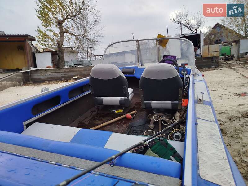 Лодка Казанка 5М3 1991 в 