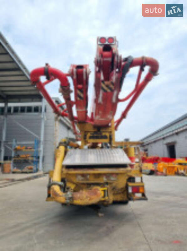 Бетононасос KCP 42RX170 2013 в Киеве