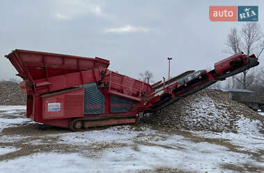 Грохот вибрационный Keestrack Explorer 1800 2010 в 