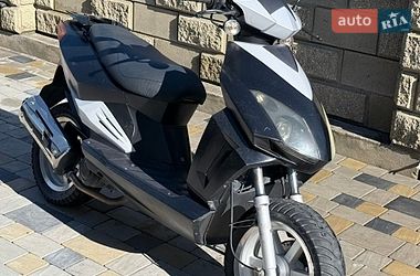 Мопеды Keeway Matrix 2007 в Остроге