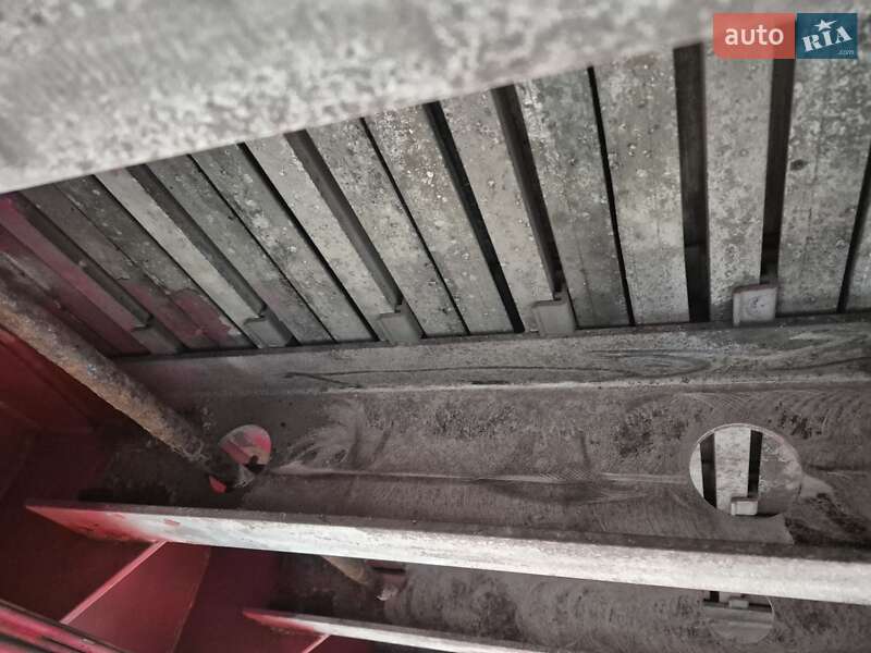 Самосвал полуприцеп Kelberg S 2010 в Кременчуге