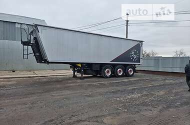 Зерновоз - напівпричіп Kempf SK 2014 в Луцьку