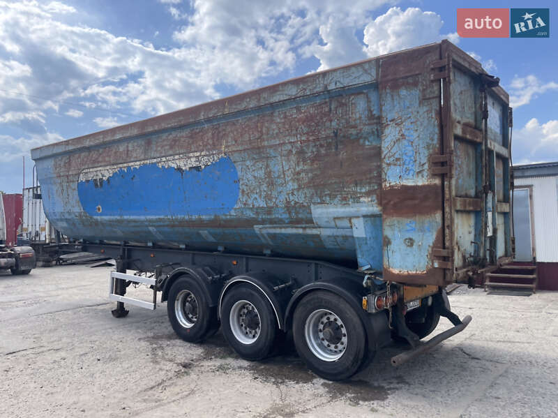 Самоскид напівпричіп Kempf SKD 34-3 2003 в Львові