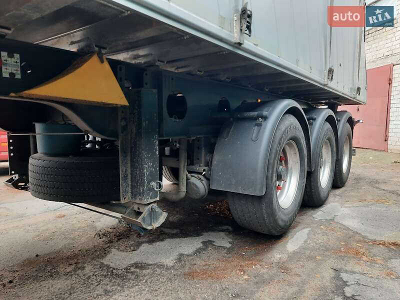 Самосвал полуприцеп Kempf SKM 2012 в Черкассах