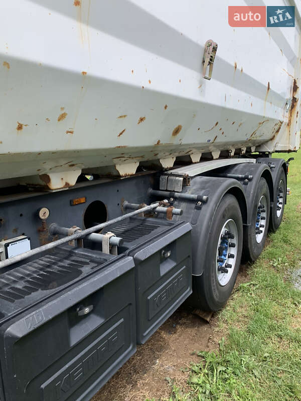 Самосвал полуприцеп Kempf SKM 2010 в Ужгороде