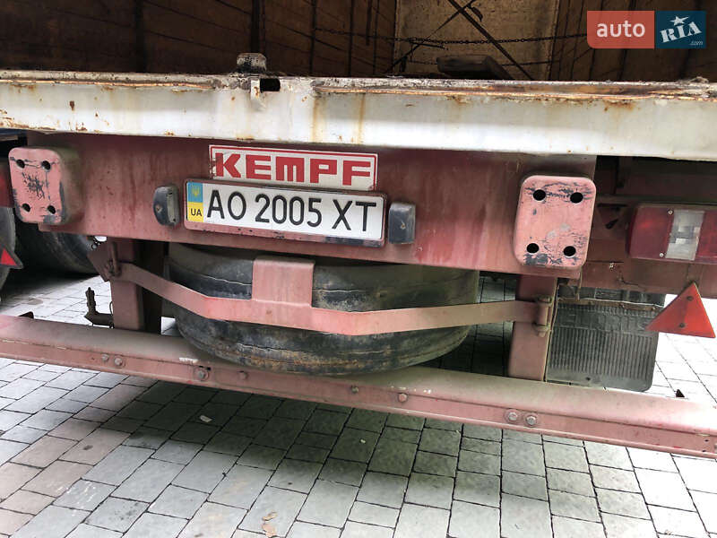 Тентований борт (штора) - напівпричіп Kempf THKD 18 1995 в Тячеві