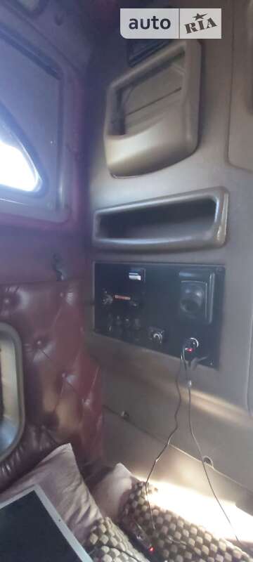 Тягач Kenworth T2000 2001 в Виннице