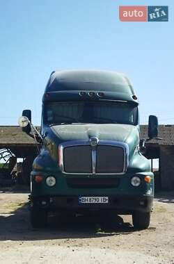 Тягач Kenworth T2000 2000 в 