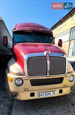 Тягач Kenworth T2000 2002 в Мукачево