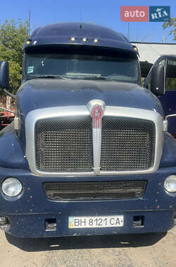 Тягач Kenworth T2000 2001 в Одессе