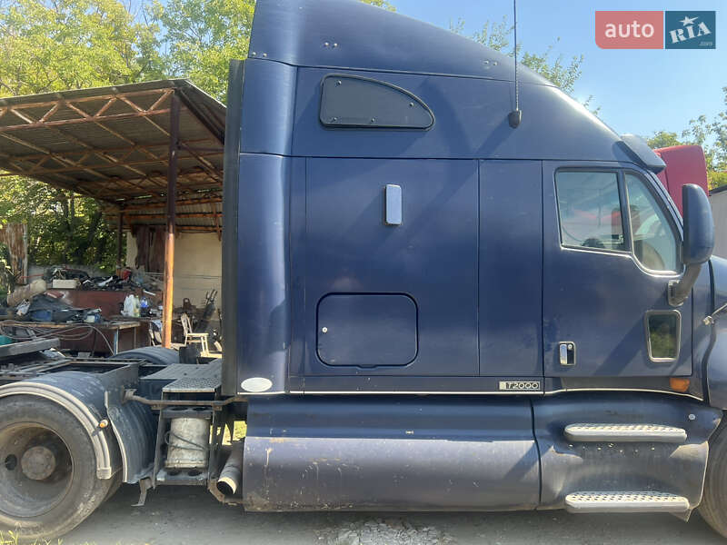 Тягач Kenworth T2000 2001 в Одесі